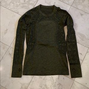 Lululemon swiftly tech long sleeve